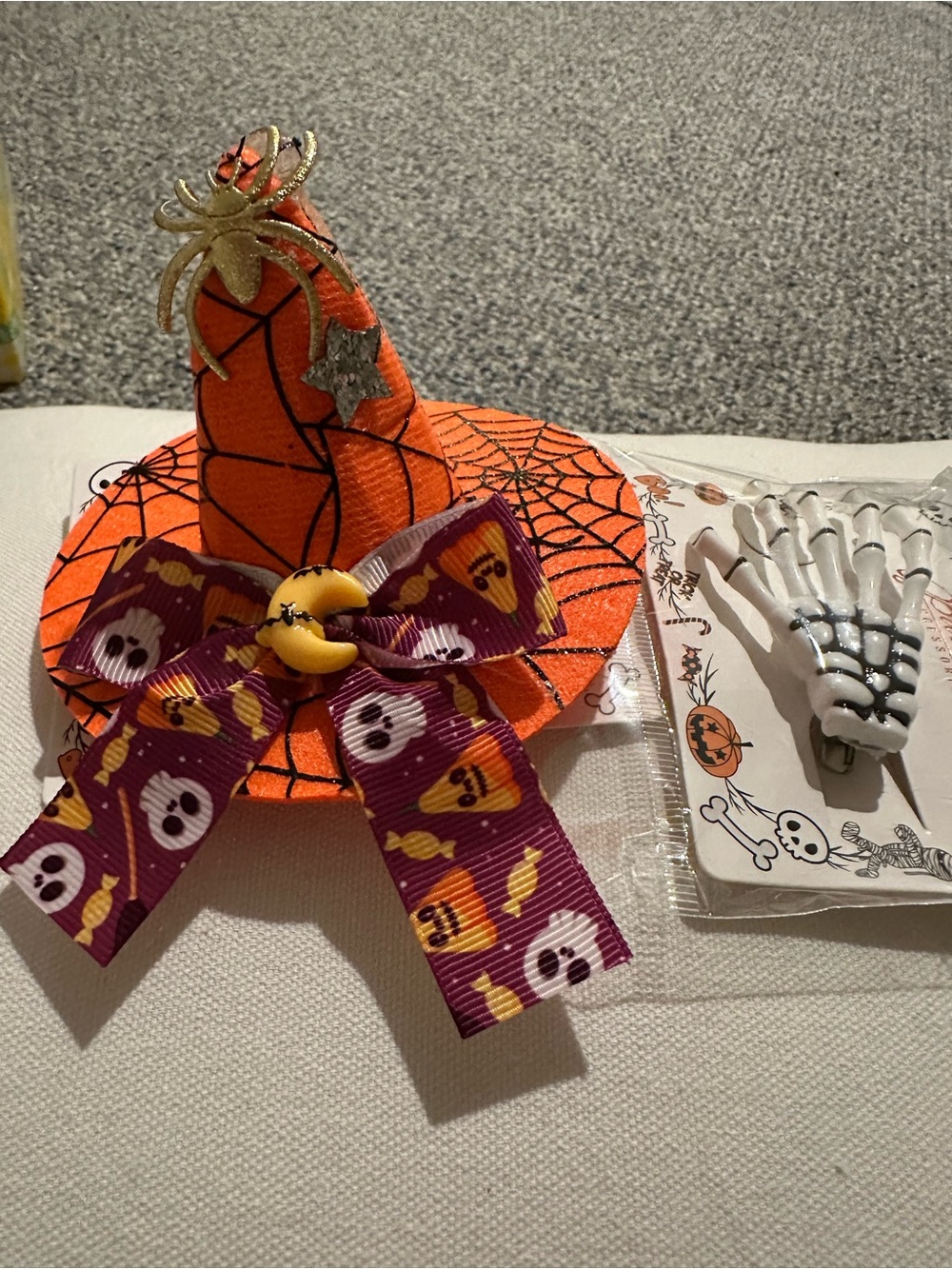 Orange Spiderweb Mini Witch Hat for 🎃 with clip & a bony hand black & white